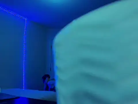 HappyIva online show from 03-05-25, 02:36