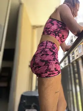 Snapshot of Samantha_bigboobs chatting on 09-08-25, 04:17 Samantha bigboobs online show from 09-08-25, 04:17