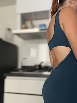 Snapshot of Samantha_bigboobs chatting on 09-11-25, 03:45 Samantha bigboobs online show from 09-11-25, 03:45