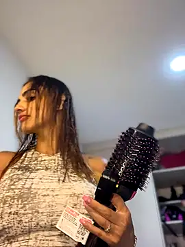 Snapshot of Samantha_bigboobs chatting on 10-23-25, 10:41 Samantha bigboobs online show from 10-23-25, 10:41