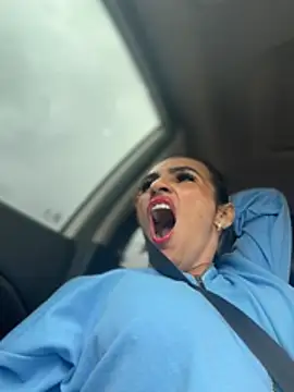 Samantha bigboobs online show from 04-25-26, 01:41