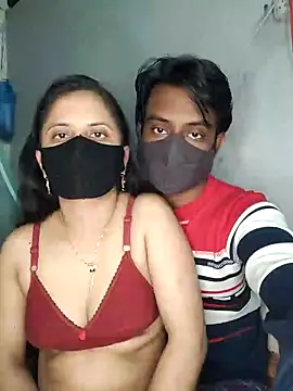 Hot Nila online show from 01-24-25, 05:42