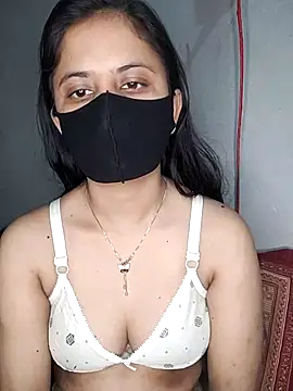 Hot Nila online show from 03-04-25, 02:27