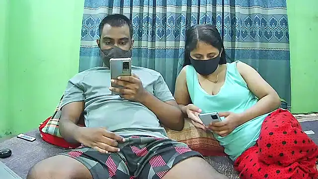 Hot Nila online show from 09-28-25, 03:01