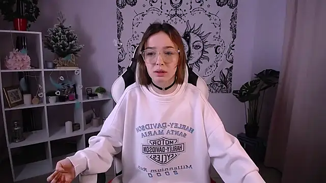 MiniSofy online show from 01-05-25, 01:26