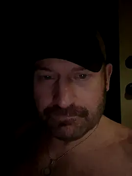 bluedragon0525 online show from 11-16-25, 01:33