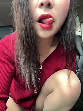 Snapshot of SSSniang- chatting on 02-09-25, 05:50 SSSniang- online show from 02-09-25, 05:50