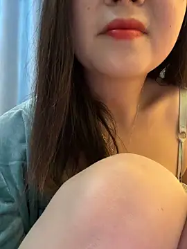 Snapshot of SSSniang- chatting on 02-19-25, 12:33 SSSniang- online show from 02-19-25, 12:33