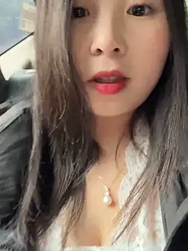 Snapshot of SSSniang- chatting on 02-20-25, 05:23 SSSniang- online show from 02-20-25, 05:23