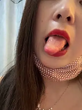 Snapshot of SSSniang- chatting on 03-03-25, 01:09 SSSniang- online show from 03-03-25, 01:09