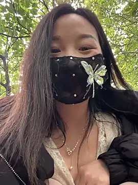 Snapshot of SSSniang- chatting on 03-06-25, 09:36 SSSniang- online show from 03-06-25, 09:36