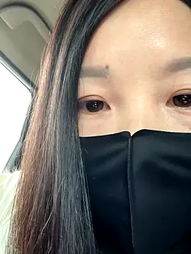 Snapshot of SSSniang- chatting on 12-01-25, 01:43 SSSniang- online show from 12-01-25, 01:43