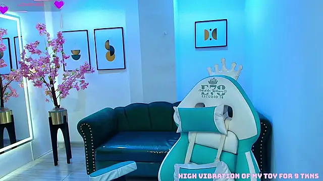 Arianna sweeet online show from 10-10-25, 03:38