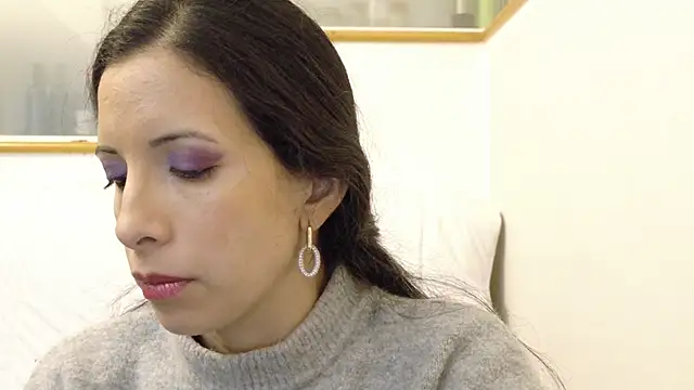 amabel zambrano online show from 03-11-25, 08:52