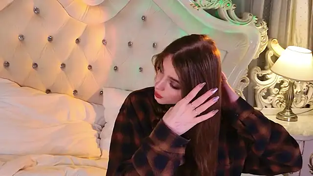 Snapshot of VITA_TESS chatting on 11-15-25, 11:51 VITA TESS online show from 11-15-25, 11:51