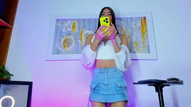 Snapshot of danna_23cm_ts chatting on 02-25-25, 12:58 danna 23cm ts online show from 02-25-25, 12:58