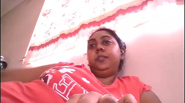 Snapshot of Indian_Ruby99 chatting on 03-18-25, 06:03 Indian Ruby99 online show from 03-18-25, 06:03