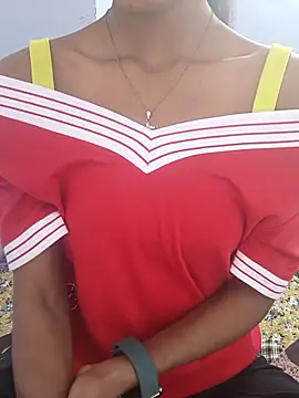 Snapshot of Barbie_183 chatting on 03-01-25, 05:09 Barbie 183 online show from 03-01-25, 05:09