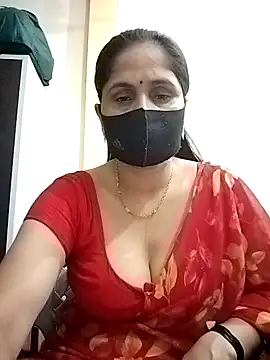 Snapshot of priyancyfun chatting on 05-12-26, 04:15 priyancyfun online show from 05-12-26, 04:15