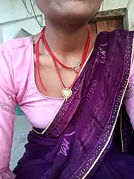 Snapshot of Amaya_Bajwa chatting on 02-02-25, 11:19 Amaya Bajwa online show from 02-02-25, 11:19