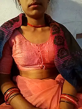 Snapshot of Amaya_Bajwa chatting on 02-05-25, 10:33 Amaya Bajwa online show from 02-05-25, 10:33