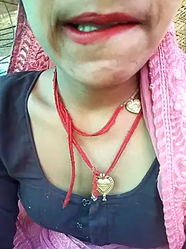 Snapshot of Amaya_Bajwa chatting on 02-09-25, 06:33 Amaya Bajwa online show from 02-09-25, 06:33