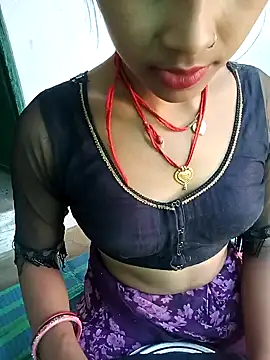 Snapshot of Amaya_Bajwa chatting on 02-12-25, 07:34 Amaya Bajwa online show from 02-12-25, 07:34