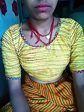 Snapshot of Amaya_Bajwa chatting on 02-15-25, 07:06 Amaya Bajwa online show from 02-15-25, 07:06