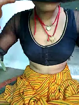 Snapshot of Amaya_Bajwa chatting on 02-28-25, 08:42 Amaya Bajwa online show from 02-28-25, 08:42