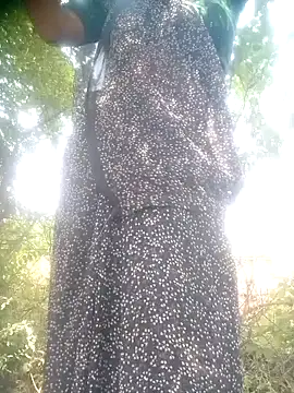 Snapshot of Amaya_Bajwa chatting on 10-18-25, 05:21 Amaya Bajwa online show from 10-18-25, 05:21