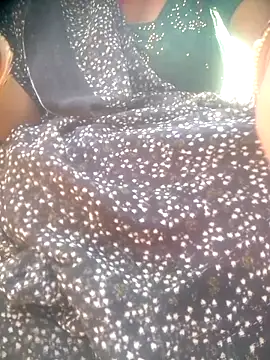 Snapshot of Amaya_Bajwa chatting on 11-29-25, 09:45 Amaya Bajwa online show from 11-29-25, 09:45