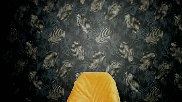 Snapshot of NNNoire chatting on 01-08-25, 05:59 NNNoire online show from 01-08-25, 05:59