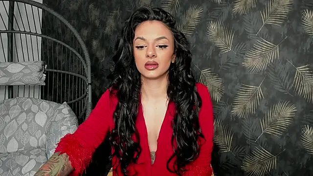 Snapshot of NNNoire chatting on 01-21-25, 11:13 NNNoire online show from 01-21-25, 11:13