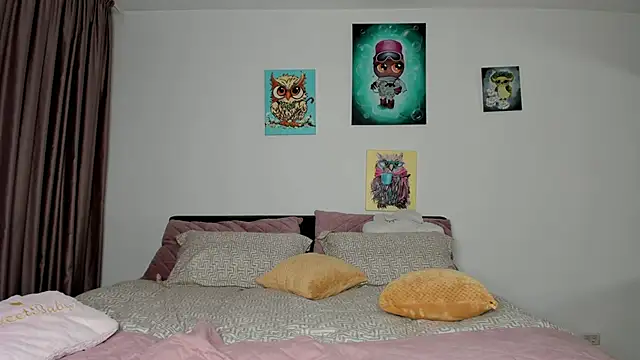 Snapshot of NNNoire chatting on 01-30-25, 04:02 NNNoire online show from 01-30-25, 04:02