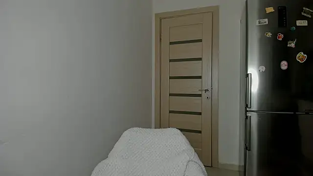 Snapshot of NNNoire chatting on 02-28-25, 09:33 NNNoire online show from 02-28-25, 09:33