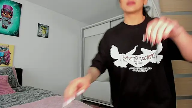 Snapshot of NNNoire chatting on 03-09-25, 07:12 NNNoire online show from 03-09-25, 07:12