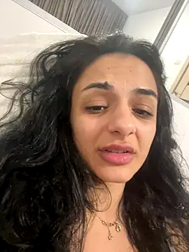 Snapshot of NNNoire chatting on 10-26-25, 08:15 NNNoire online show from 10-26-25, 08:15