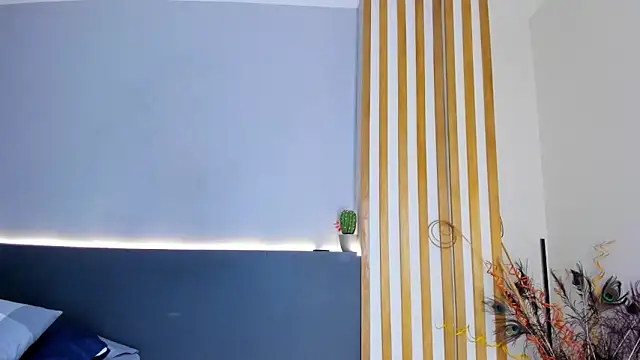 sara  jones gh online show from 09-24-25, 11:24