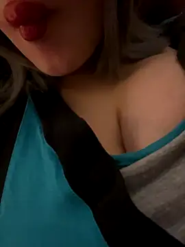 Maya mimi online show from 12-22-25, 01:19