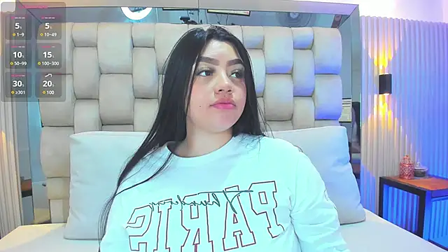 ashlyn parker online show from 02-11-25, 08:10