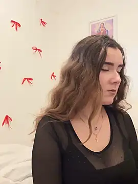 mewKate online show from 12-19-25, 12:34