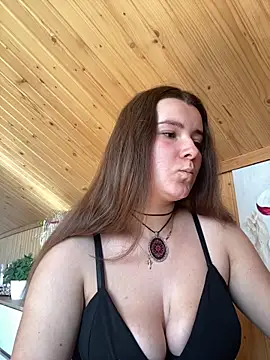 Snapshot of mewKate chatting on 06-08-26, 01:33 mewKate online show from 06-08-26, 01:33