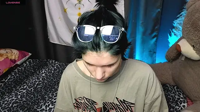 Hyeon Jin online show from 01-12-25, 08:25