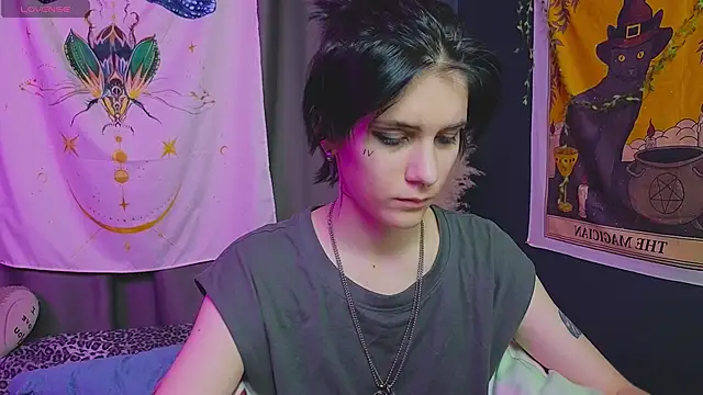 Hyeon Jin online show from 01-22-25, 01:42