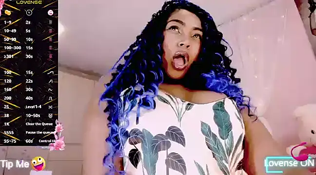 Aliana Ross online show from 02-20-25, 11:53