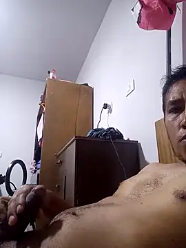 Elpeque x40 online show from 01-06-25, 04:04