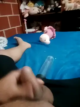 parejanuevahoff online show from 10-14-25, 07:14