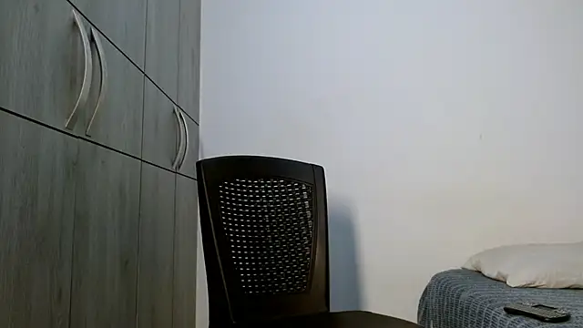 Snapshot of lonelydick2002 chatting on 10-29-25, 10:28 lonelydick2002 online show from 10-29-25, 10:28