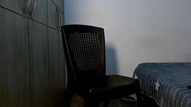 lonelydick2002 online show from 02-06-26, 09:12