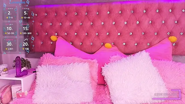 Snapshot of Silver_Rosex chatting on 03-15-25, 08:26 Silver Rosex online show from 03-15-25, 08:26